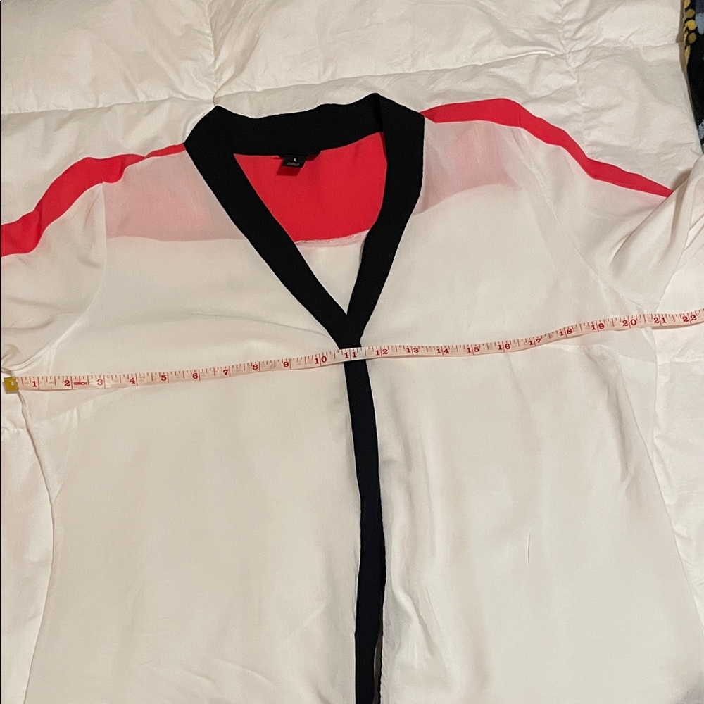 Worthington Elegant White Blouse with Black and Coral Trim - Picture 7 of 7
